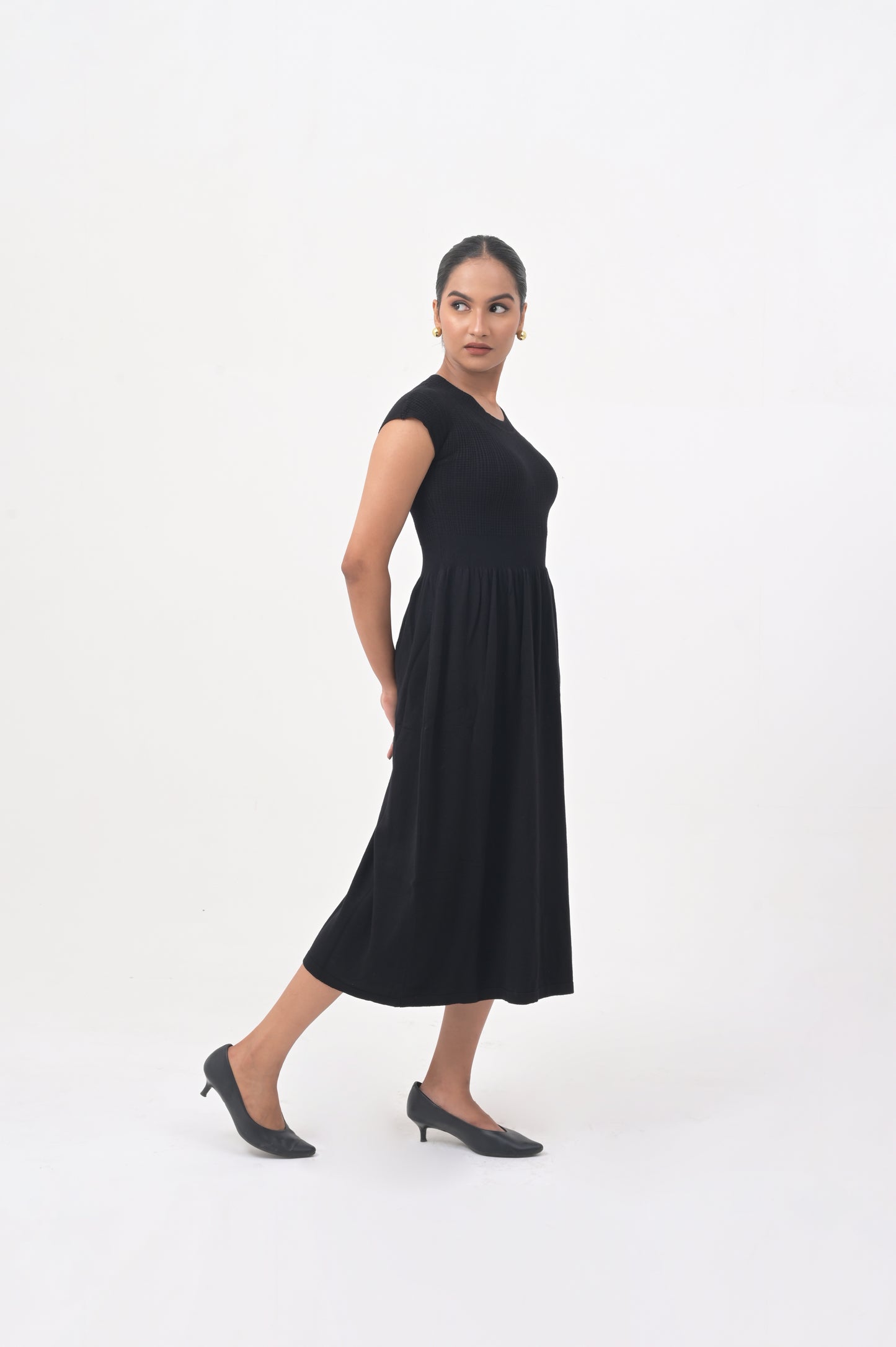 Black Midi Dress with Ribbed Bodice and Flowy Skirt